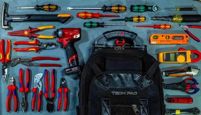 Top 10 Tools Every Electrician Should Have in 2024