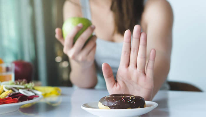 Simple Strategies to Control Sugar Cravings and Stay Healthy